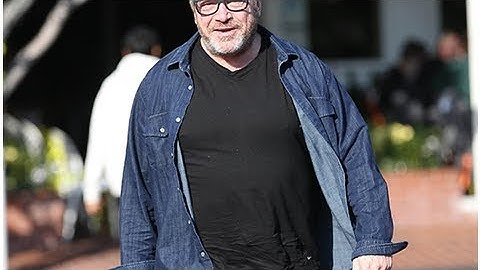 Tom Arnold Says He Has Tapes Unheard by the Public on Trump WorldTimes Now
