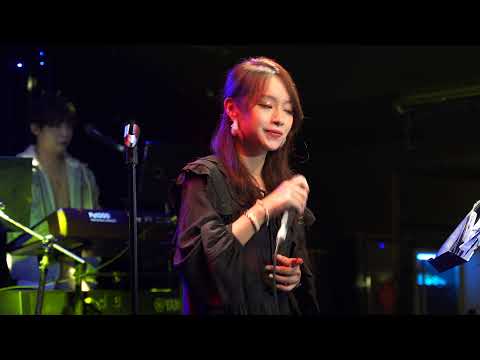 2021.12.16 玫瑰少年 余姿昀@China Pa