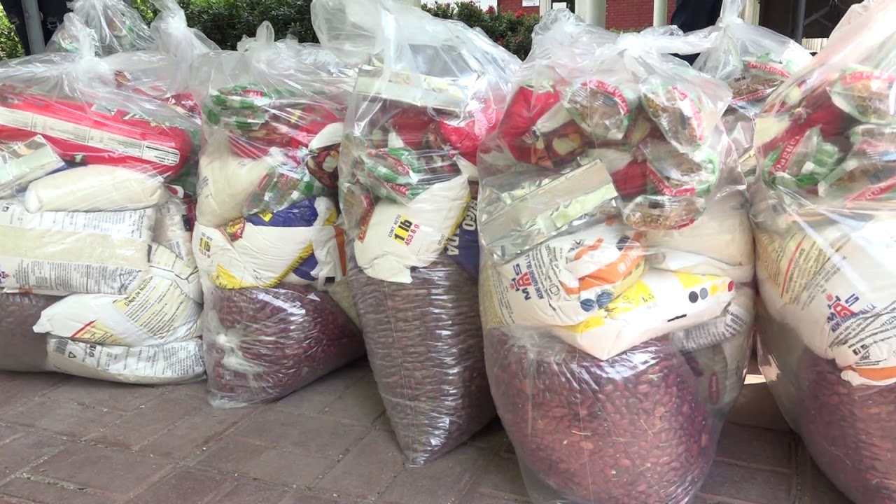 Maestros del JTR entregan alimentos a padres de familia de escasos ...
