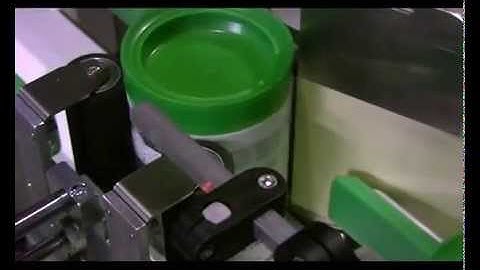 Labelling system with three rollers wrap around application