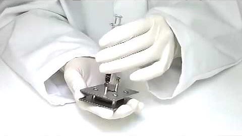 Proper Filling of an IR Liquid Cell