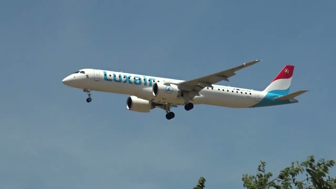 Luxair Embraer ERJ 190-400STD LX-LEB Landing Palma Mallorca LEPA