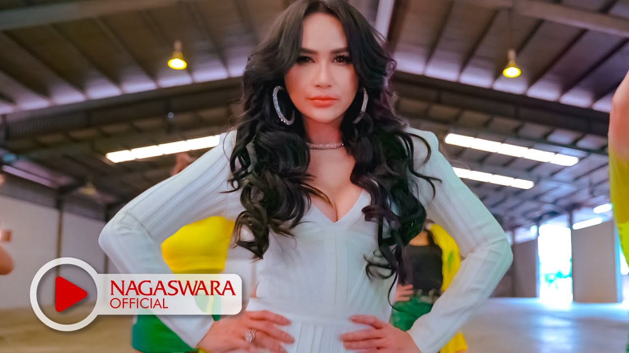 Bebizy   Janda Bolong Official Music Video NAGASWARA