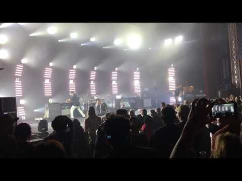 Soundgarden last song Detroit 5/17/17.