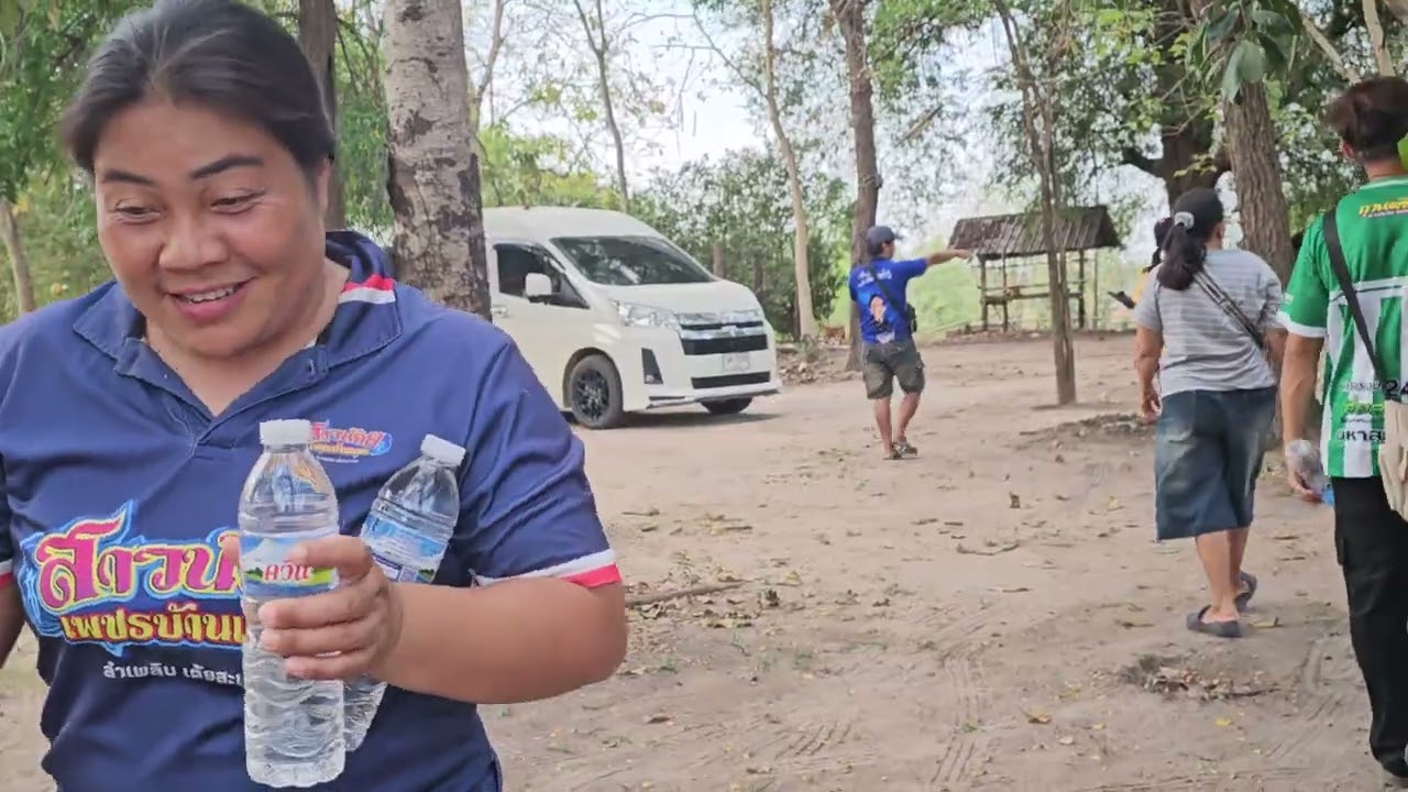 พ่อกานต์ชัยเจอน้องฟอร์ยู เจ้าภาพใจดีให้ทีมงานๆปยกอะไร#สาวน้อยลำเพลินshow สาว