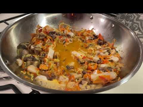Фунчоза с морепродуктами. Готовим в Воке.