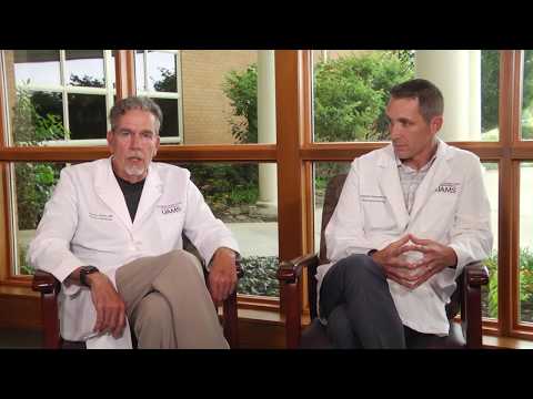 Senior Clinic At The UAMS Schmieding Center Drs Randy Shinn And Stephen Gemmell