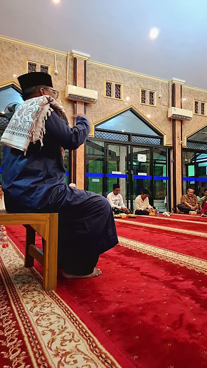 ceramah riang gembira  ust komaruddin