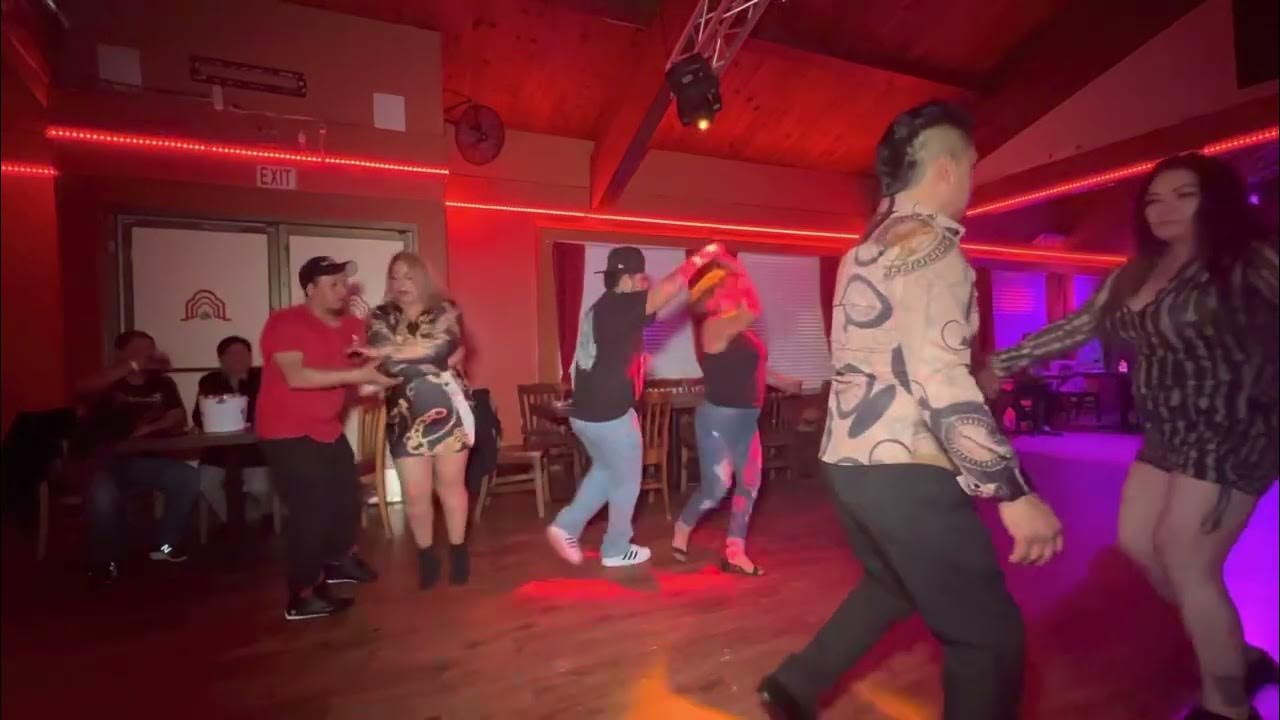 Sonido Cumbiambero Salsa Romantica En Los Portales Seaside california