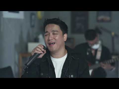 แสนล้านนาที - Ae Jirakorn (Unplug Unlock #FONGBEERSONG Ver.)