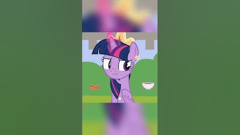 Twilight’s first day as princess almost made her want to quit  #mylittlepony #cartoon