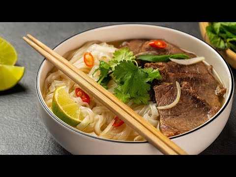 The Easiest Vietnamese Beef Pho Noodle Soup Recipe - Made from Scratch