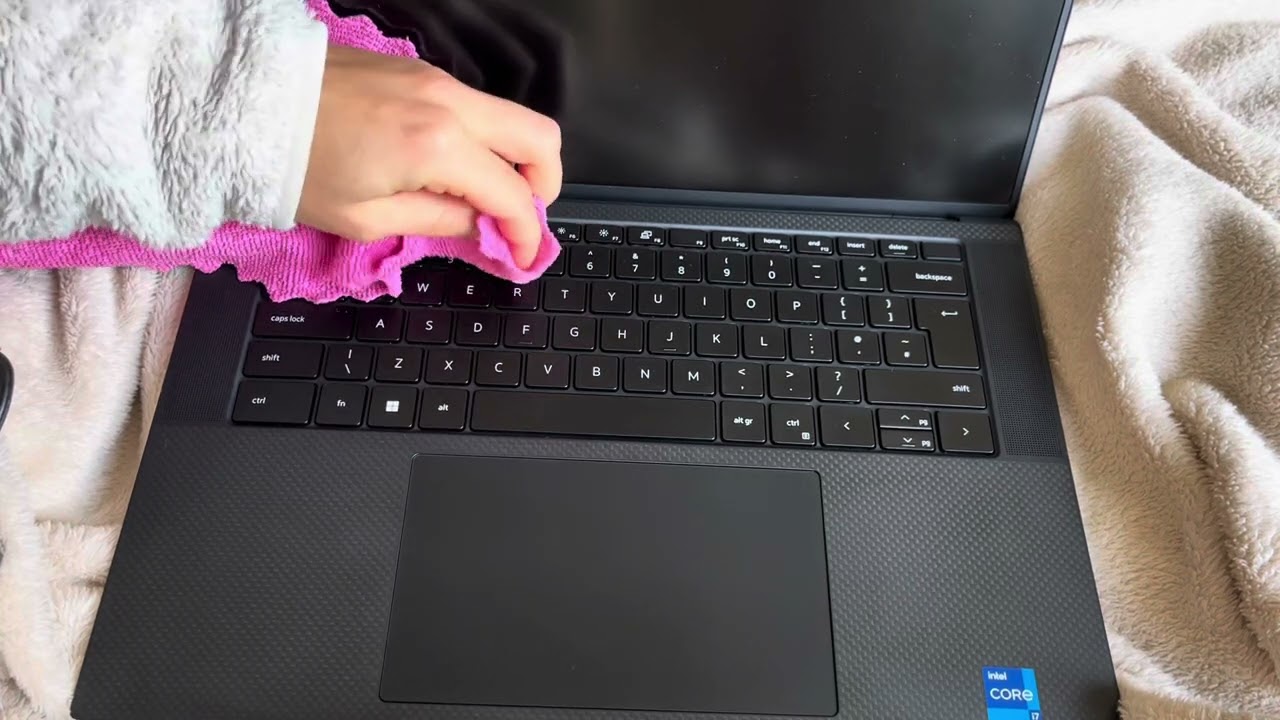 ASMR Cleaning laptop | no talking, unintentional
