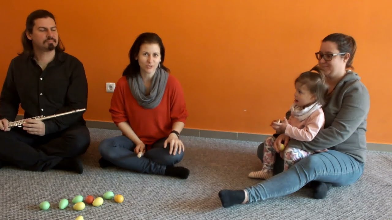 Esik az eső - Énekeljünk együtt!