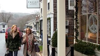 Nina Campbell Shops Christmas in Connecticut