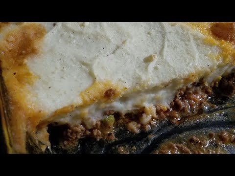 weeknight-shepherd's-pie-topped-with-instant-pot-garlic-mashed-potatoes