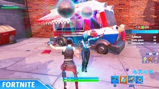 Dance Or Emote Between Two Food Trucks - Fortnite Downtown Drop Challenges