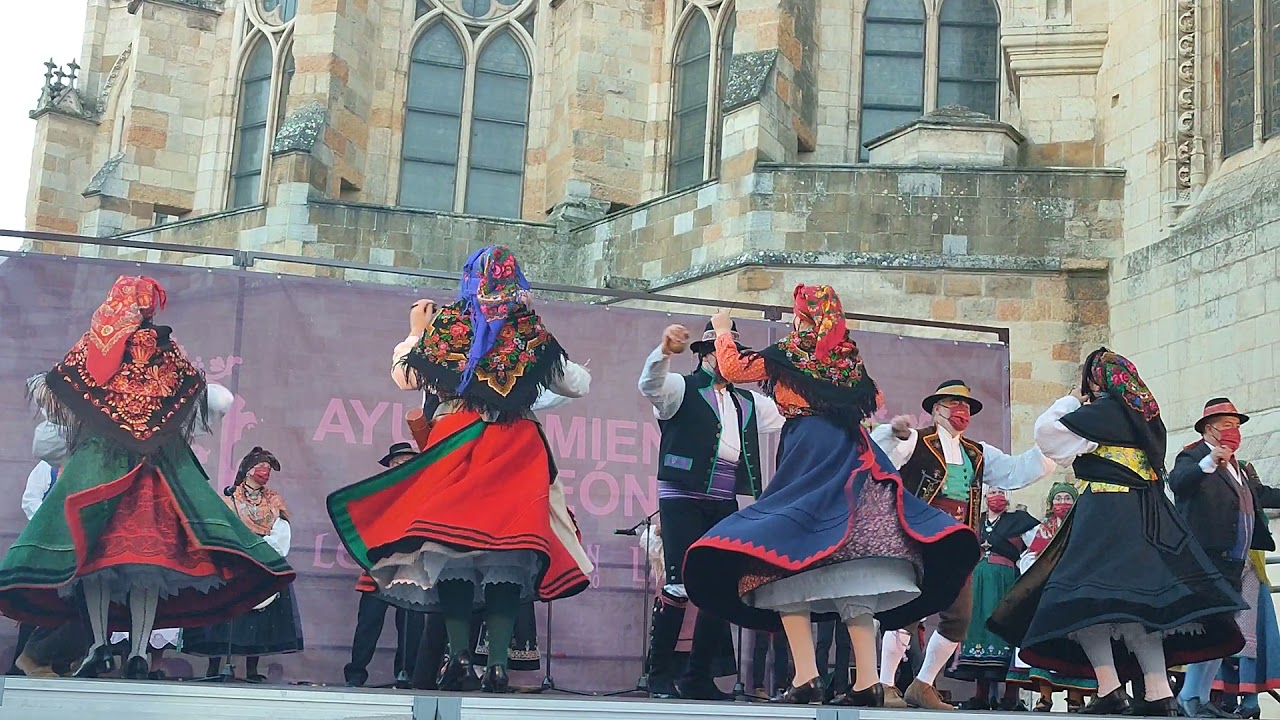 Jota Leitariegos. Grupo Aguzo en San Froilan, León 2021