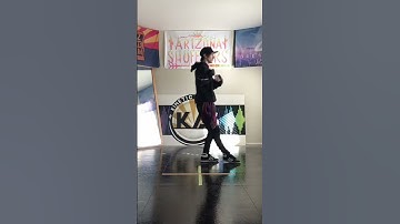 Hat Tricks! Turn your hat left and right #shuffledance #hattrick