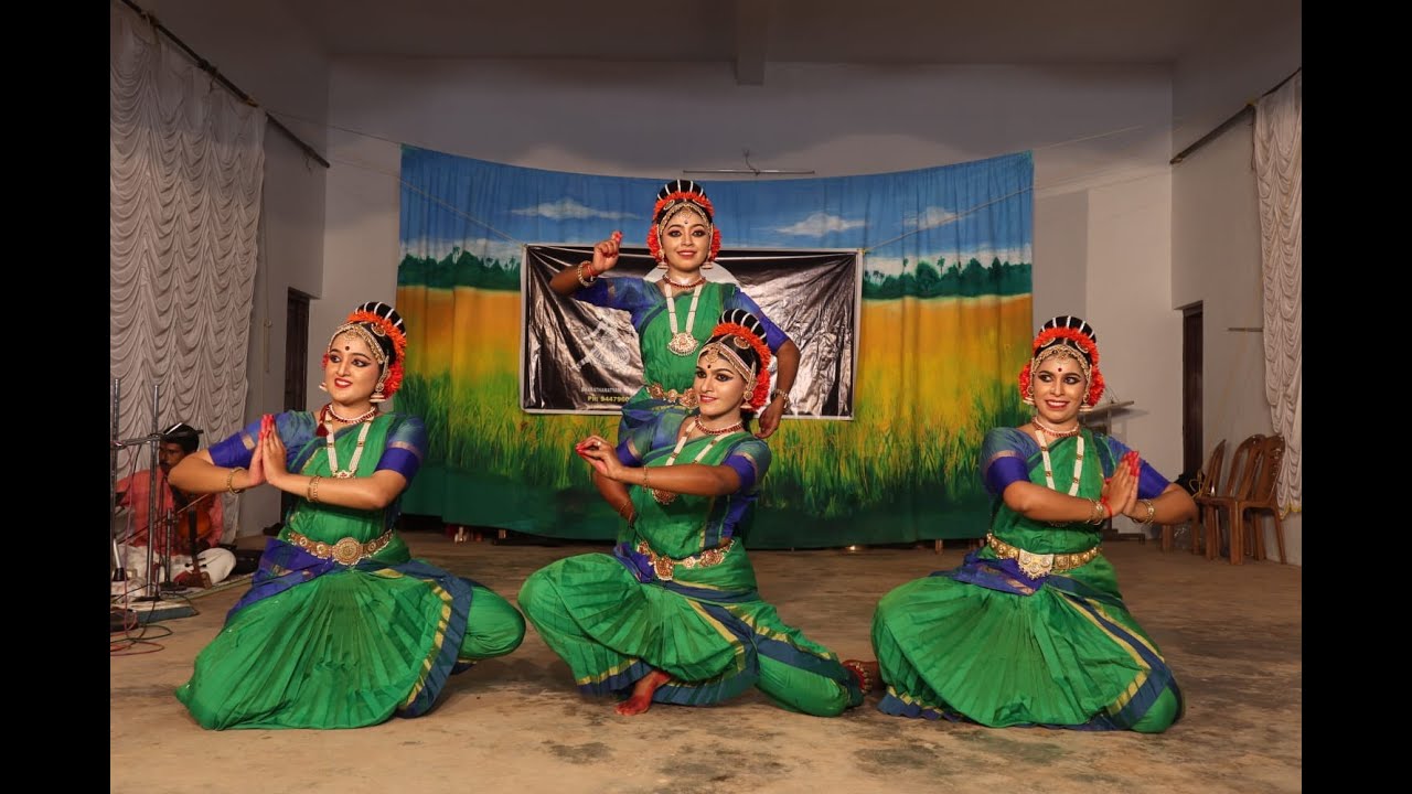 Athira Natya Academy recently performed at a festival in the Sree Dharma Sastha Temple Poozhickad.