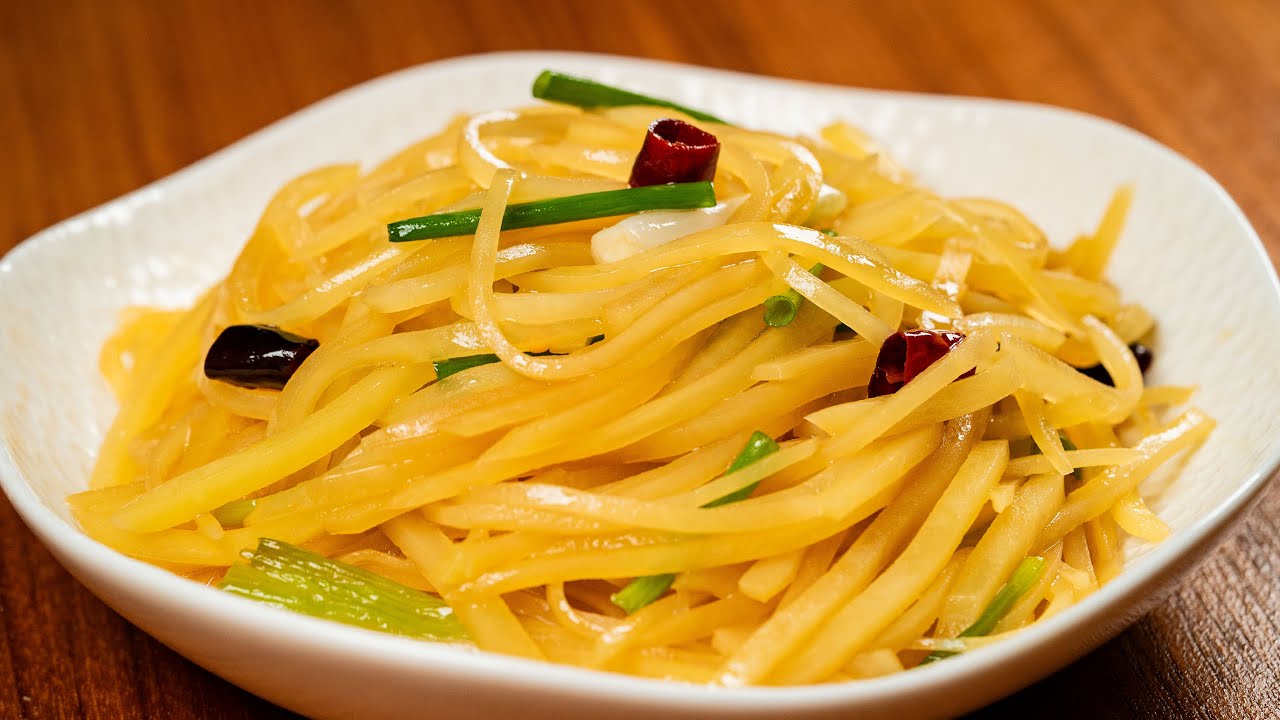 Crispy & Tangy Shredded Potatoes | Simple Chinese Stir-Fry with the Perfect Crunch