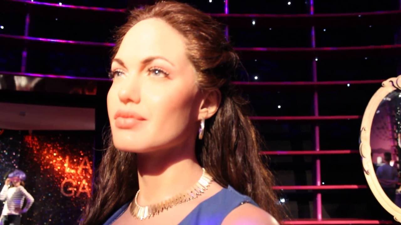 Angelina Jolie Pitt  museum Madame Tussauds, Wien, Österreich (Austria) - YouTube