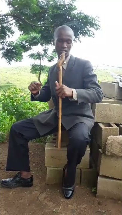 Inja noGodo Khuzani  Ngonani kulaba abangizondayo Ngoba Mina zamela abantwana bami Anginasono ezweno