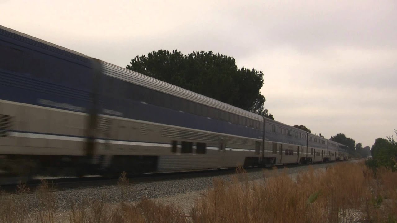 Amtrak 6901 leads Train 