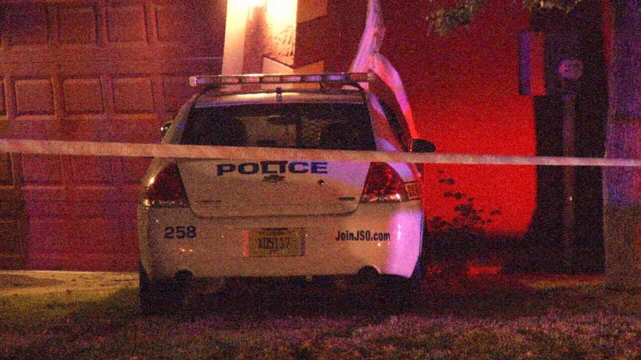 Police car crashes into home during chase - YouTube
