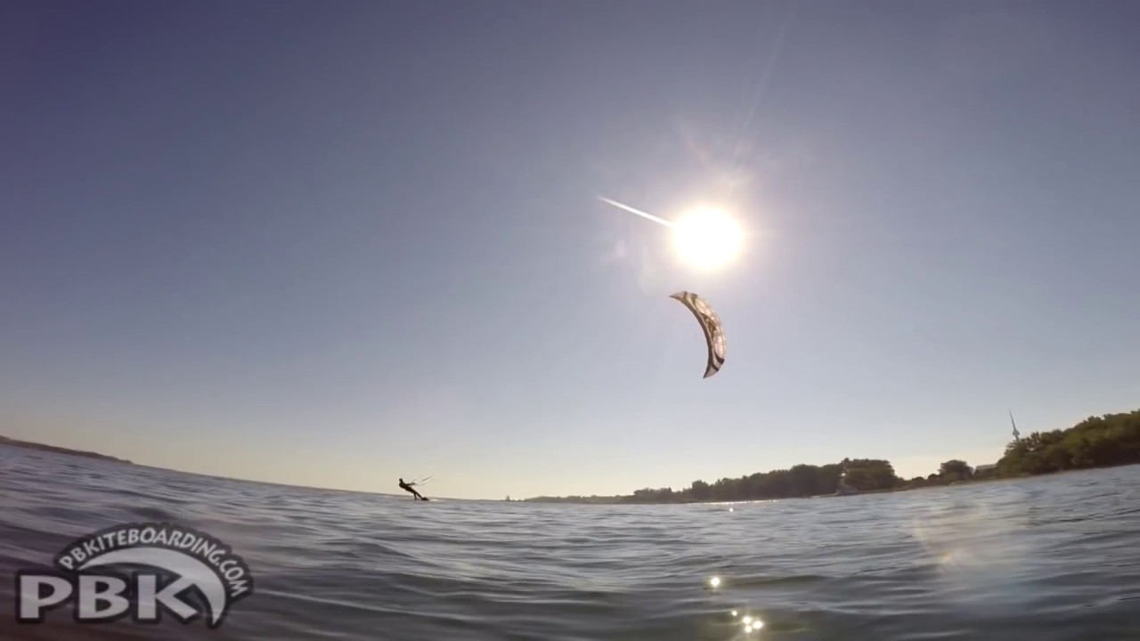 Kiteboarding Canada Ontario Kitesurfing Toronto PBKiteboarding.com Ozone Kiteboarding Kites & More!