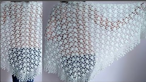 How to Crochet a Stunning Triangle Shawl – Easy Beginner Tutorial!"