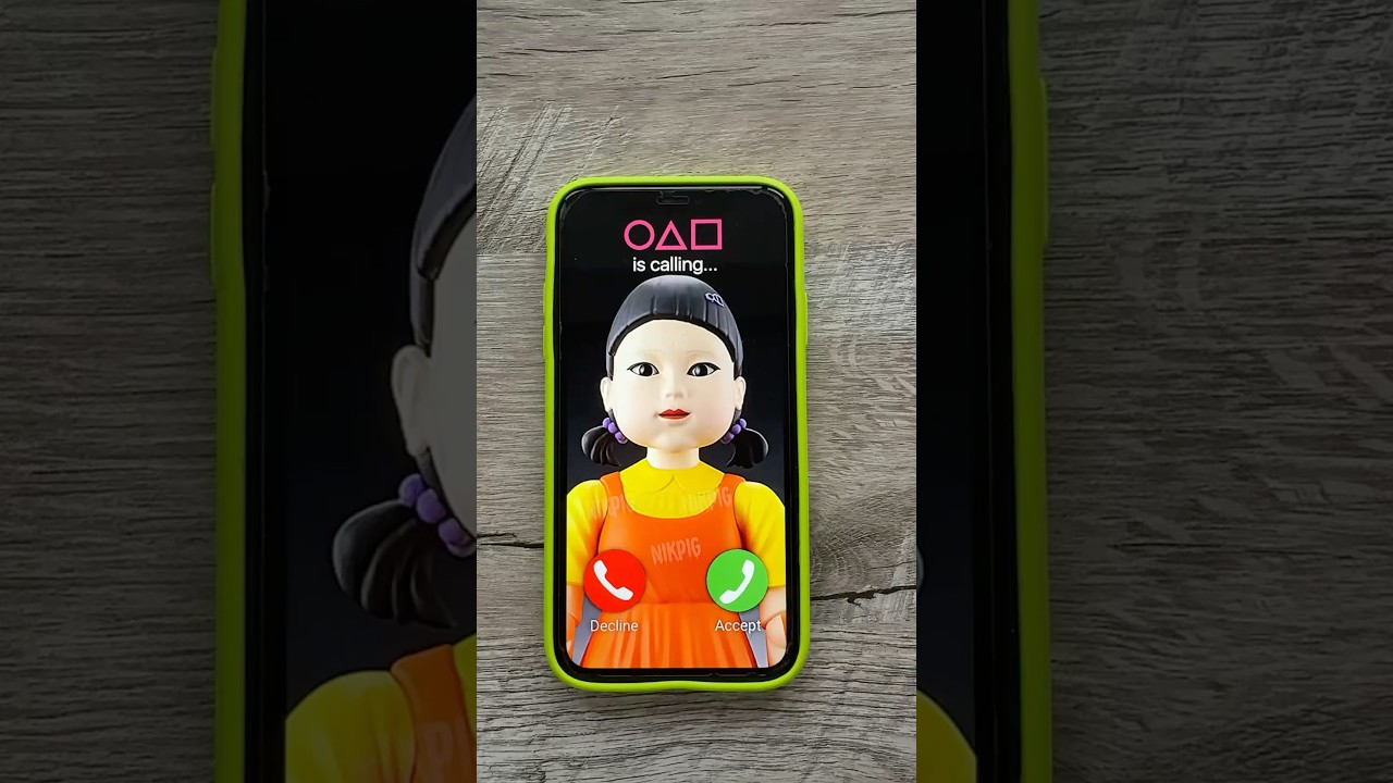 SQUID GAME DOLL is calling NIKPIG