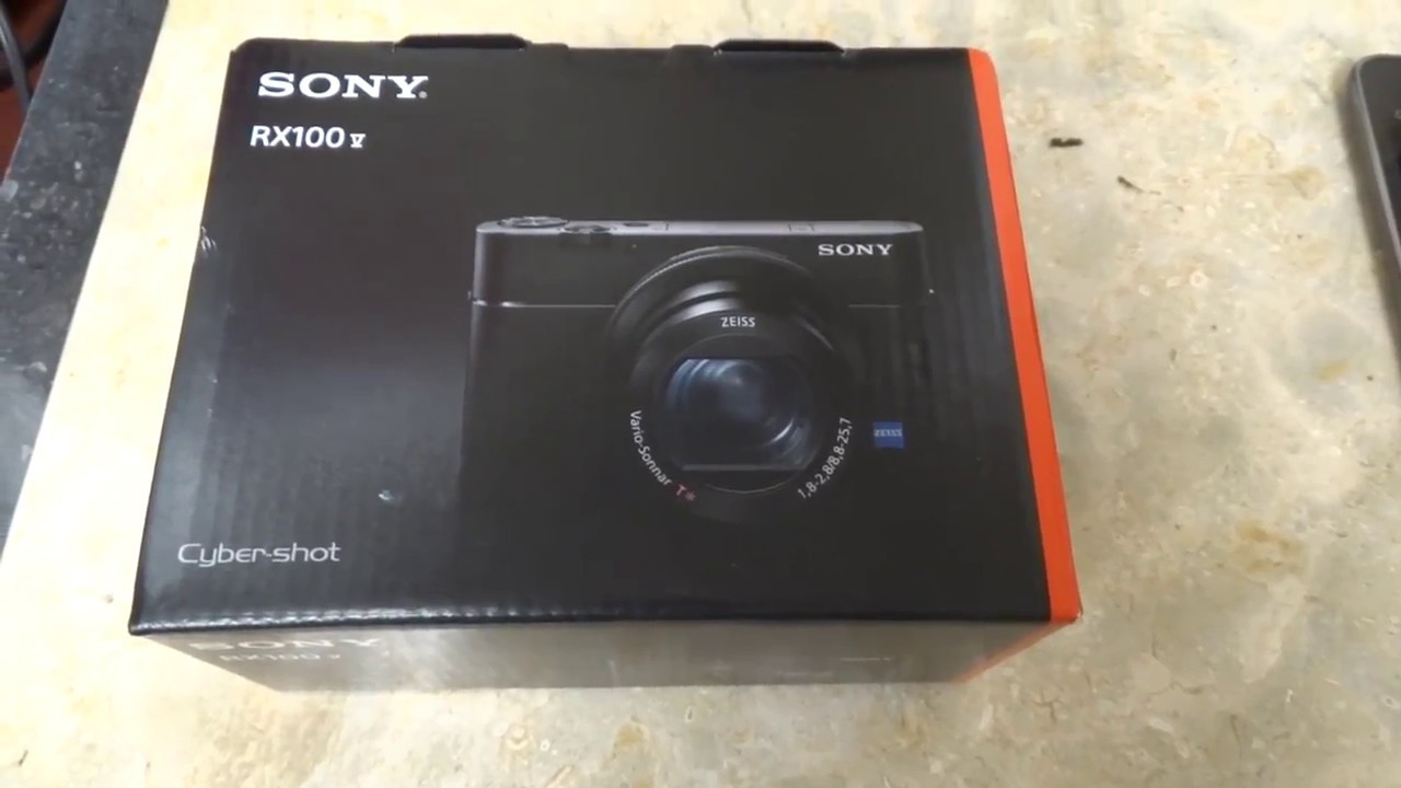 Majestic Entertainment News Unboxing Sony RX100V Camera!