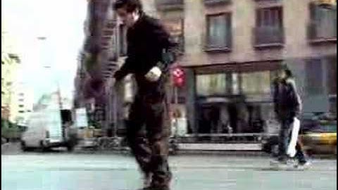 David Elsewhere, Bits "Megáfono"