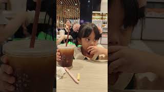 munchin munchin 🤣 6.26 #everydaywithdahlia  🌸 post class