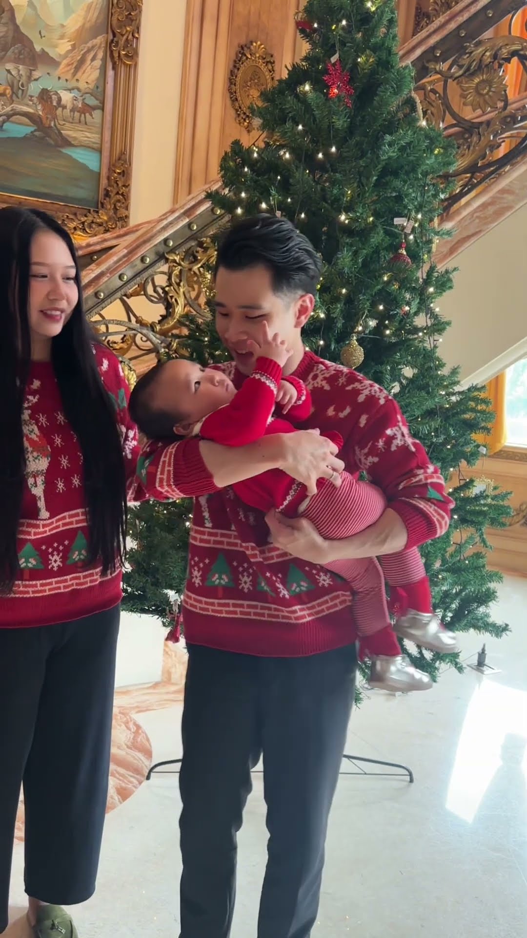 Selamat Natal dan Tahun Baru 2025!