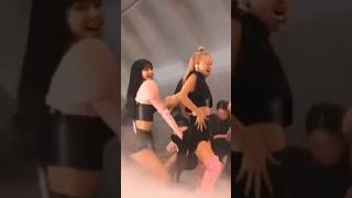 When Rose With Jenlisa, Cant Breathing.. É