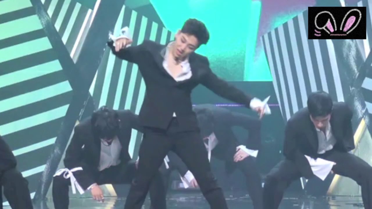 Roh Taehyun And His Endless Problem With Necklaces