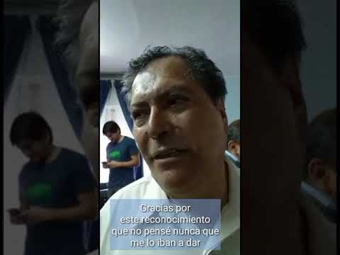 Julio Vallejos fue reconocido por su labor en Tránsito