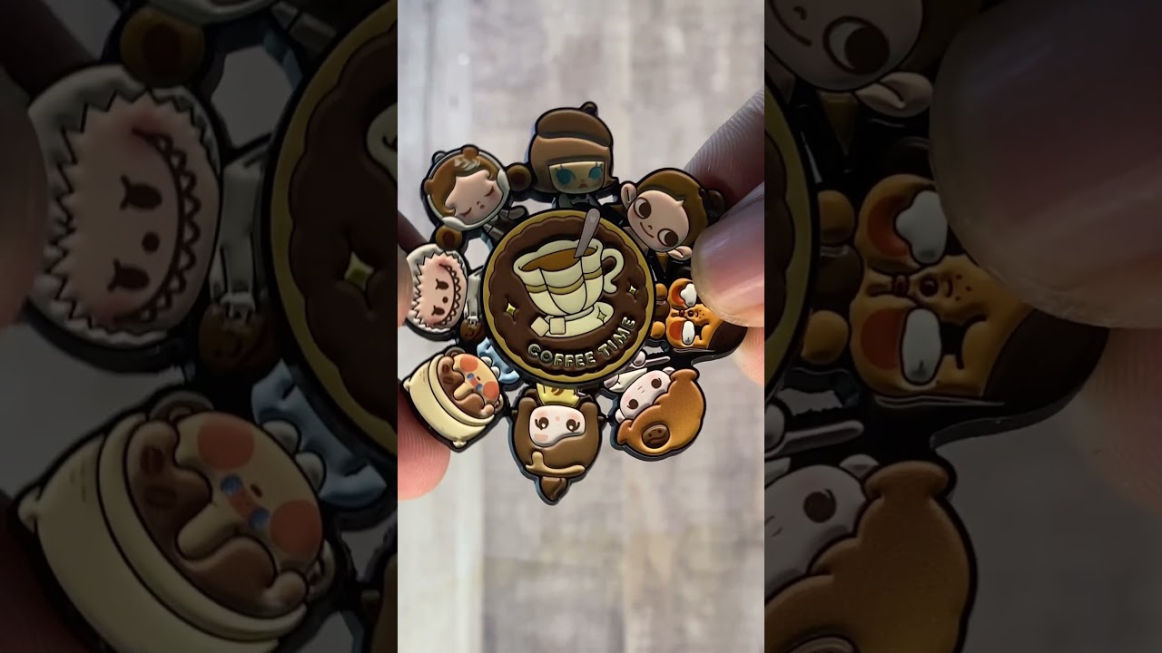 UNBOXING POPMART COFFEE FACTORY SPINNING BADGE ☕✨ 