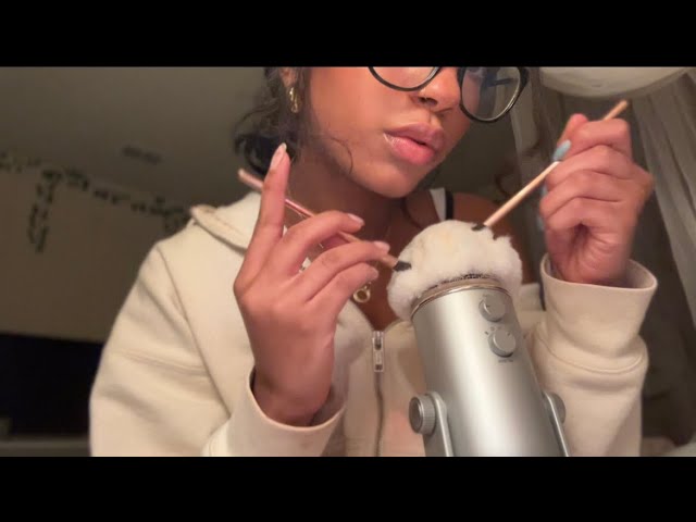 Fluffy mic triggers ASMR🐏💤💫