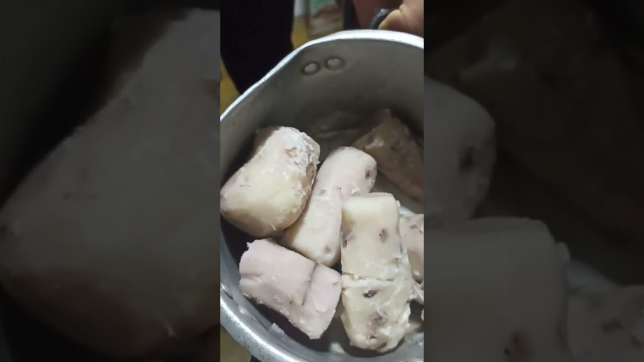 EXTRAÑO FRUTO MAFAFA