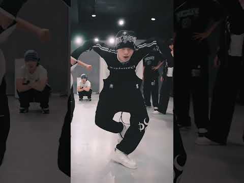 키가 큰데 가볍기까지하니 비행기가 따로 없네