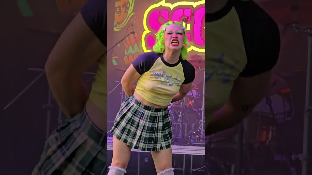 SCOWL- PSYCHIC DANCE ROUTINE