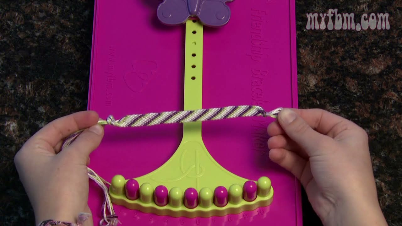 How to set up your Friendship Bracelet Maker 