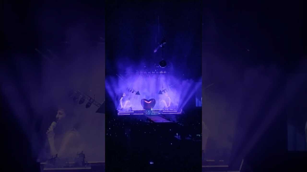 Esteman - Amor Libre (En Vivo) Amor&iacute;o Tour