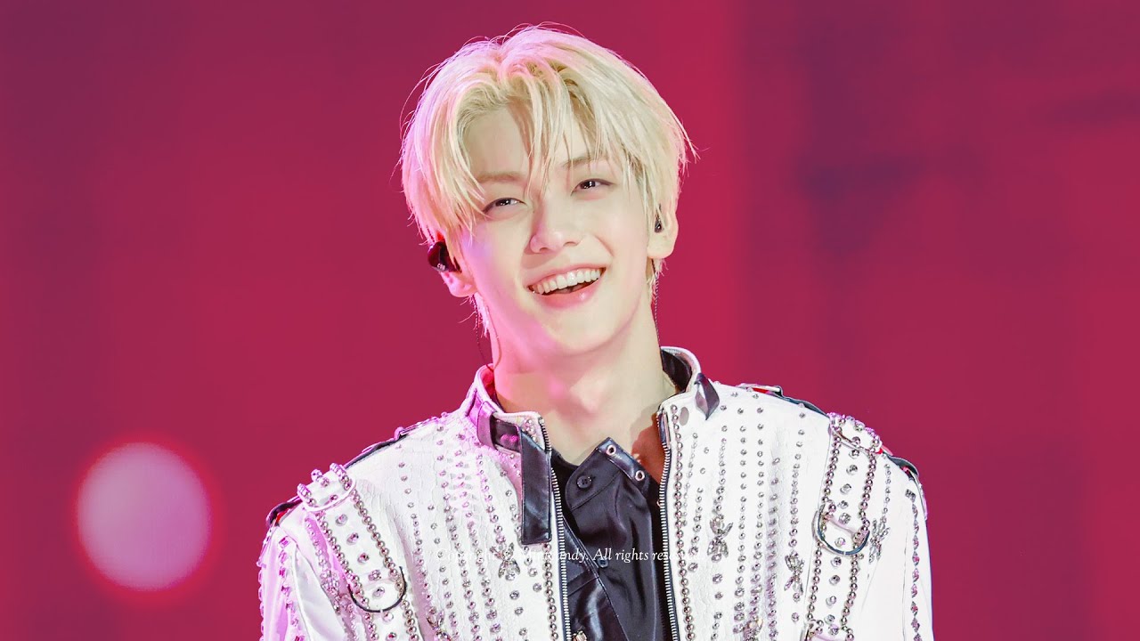 4K 수빈 직캠 ' 5시 53분의 하늘에서 발견한 너와 나 ' (TXT SOOBIN FanCam) | @ ACT : TOMORROW IN SEOUL 2025.8.22 | 8.23