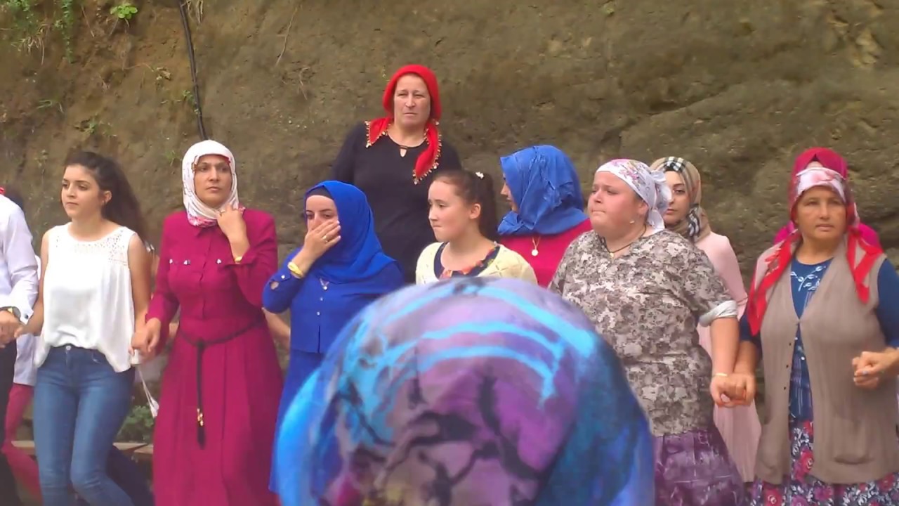 AKÇAABAT KARPINARDA DÜĞÜNLER HORONSUZ OLMAZ