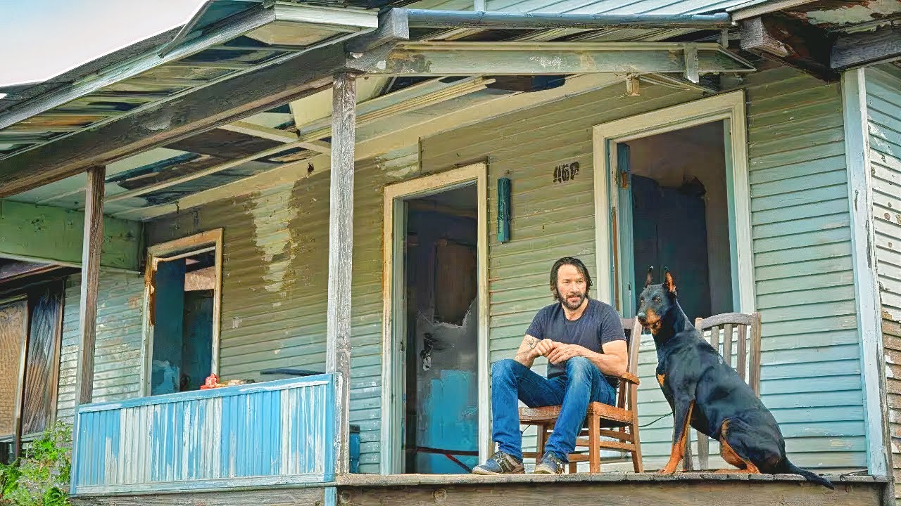 Hollywood Celebrities Who Live Surprisingly Modest Lives