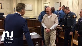 Man convicted of 2 murders in 1982 seeks DNA test